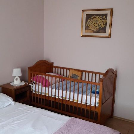 Family Apartment Tonko With King'S Bed Matulji Exterior photo